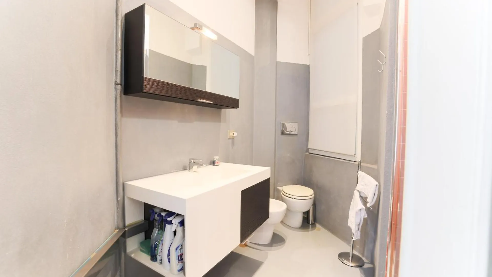 Central Flat - Boccaccio 7 Apartment Milan 0*,  Italy