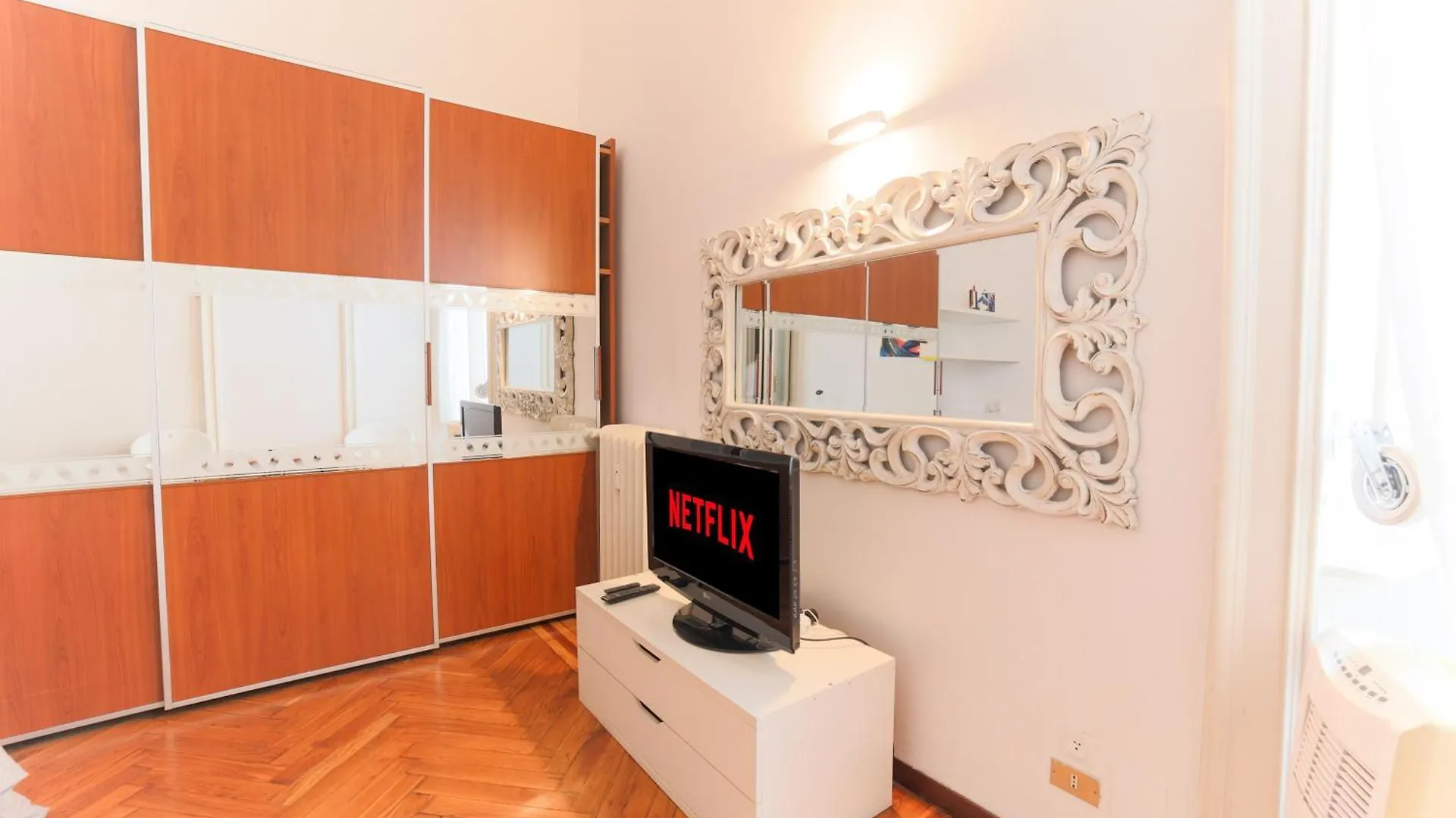 Central Flat - Boccaccio 7 Apartment Milan
