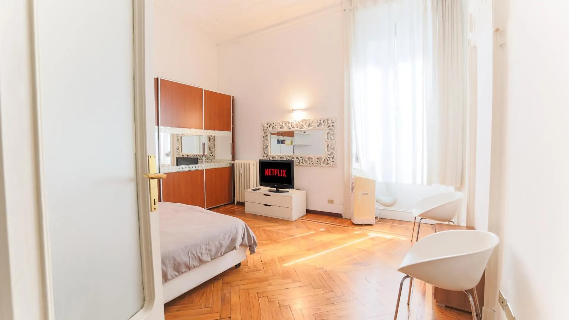 Central Flat - Boccaccio 7 Apartment Milan Italy