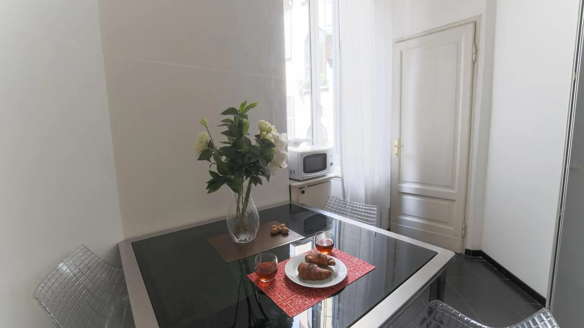 Central Flat - Boccaccio 7 Apartment Milan