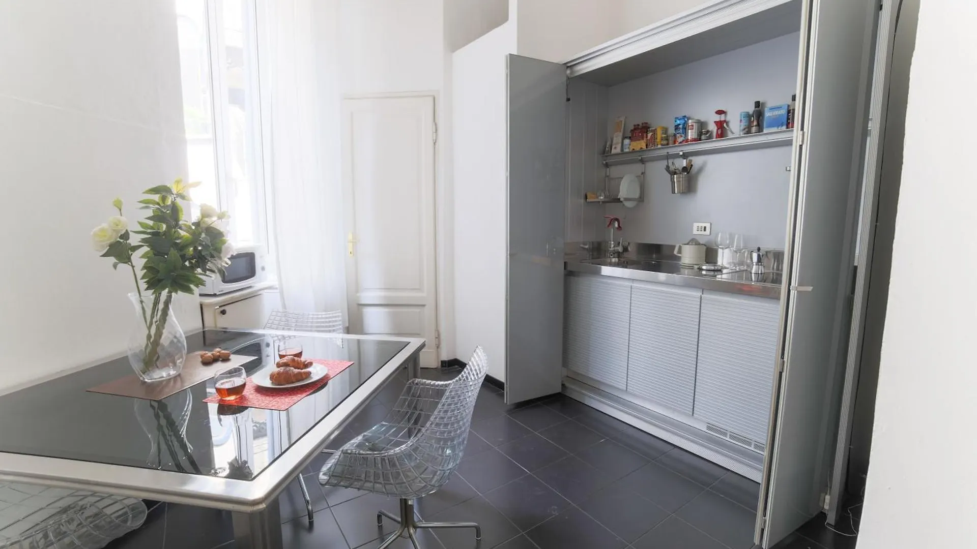 Central Flat - Boccaccio 7 Apartment Milan Italy